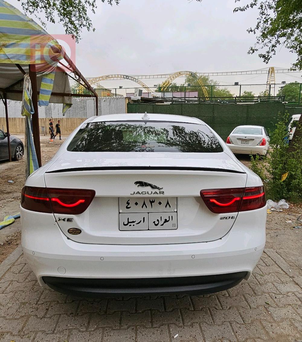 جاگوار XE